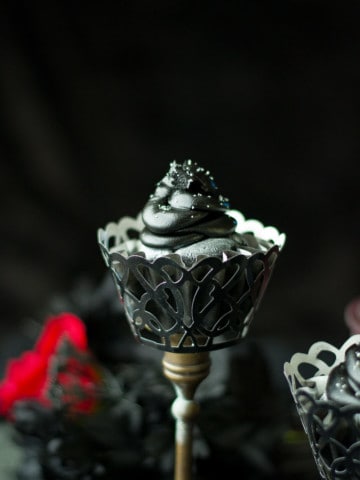 black_magic_cupcake